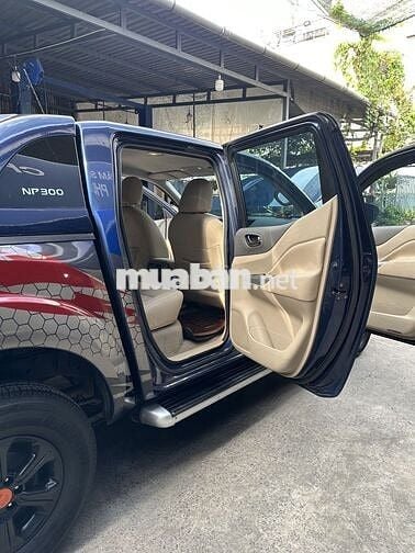 Nissan Navara 2017 NP300 EL 4x2 AT - 83570 km