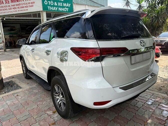Toyota Fortuner 2022 Trắng