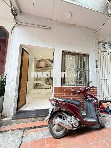 Bán nhà Ngọc Thuỵ 30m2 x3 tầng gần Khai Sơn giá nhỉnh 5,6 tỷ