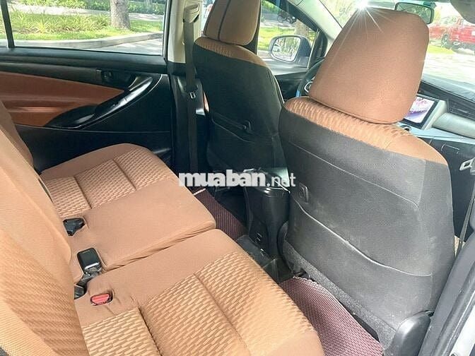 Bán INNOVA cuối 2019E xe giađình ít xài nguyên Zin