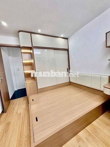 Mặt ngõ thông Linh Quang, 10m ra ô tô tránh, full nội thất, 4.75 tỷ