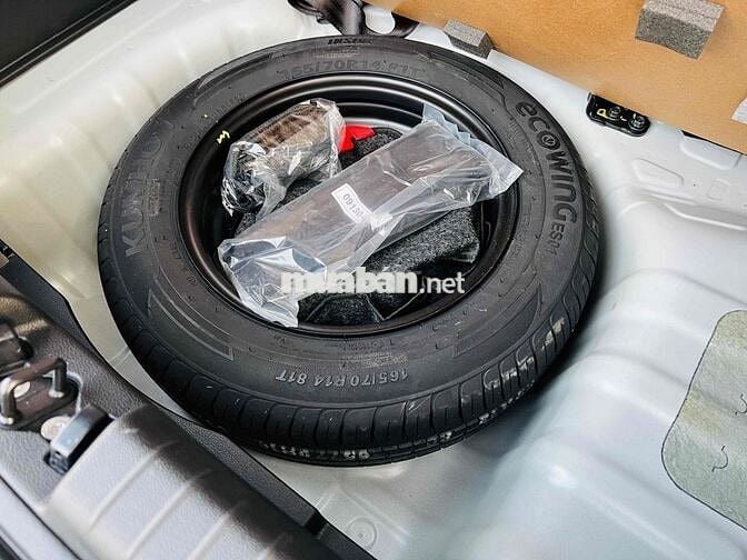 Ra Đi Hyundai Grand i10 2023 1.2 AT - 16000 km