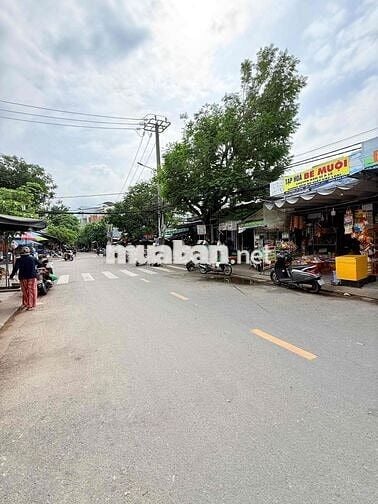 Bán nhà 3.5 tầng khu phố chợ Sơn Trà sát biển, đường Phùng Tá Chu