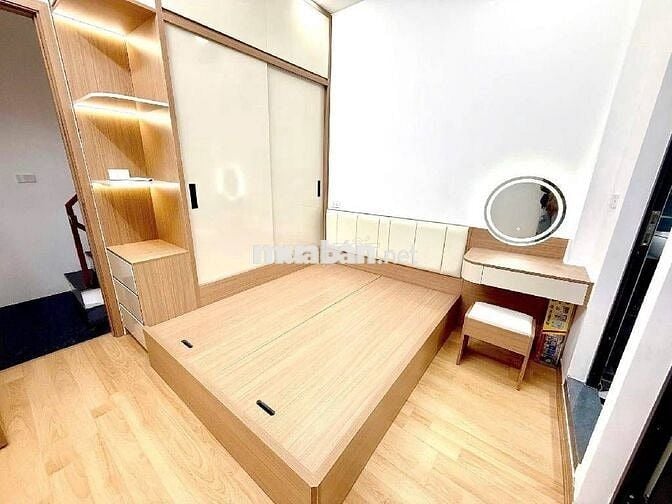 Mặt ngõ thông Linh Quang, 10m ra ô tô tránh, full nội thất, 4.75 tỷ