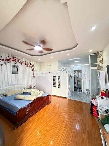 NHÀ 5 TẦNG. 125M2 NGANG 5,2M NỞ HẬU 7M. HXH SÁT MT.GẦN BV 175. 100TR/M