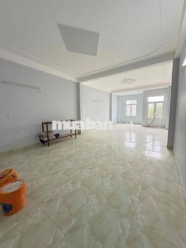 Bán nhà 3.5 tầng khu phố chợ Sơn Trà sát biển, đường Phùng Tá Chu