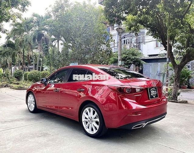 Mazda 3 2.0L 2016 bản cao, vô cùng ít đi