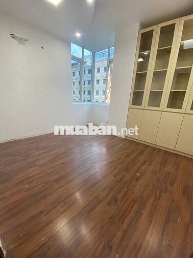 HÀNG HIẾM QUẬN 3 - 3PN GIÁ CHỈ 7.8 TỶ - SỞ HỮU NGAY HỘ KHẨU TRUNG TÂM