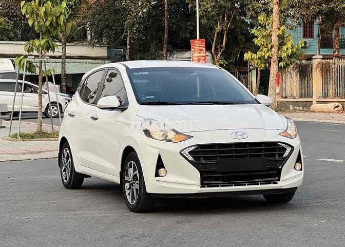 Ra Đi Hyundai Grand i10 2023 1.2 AT - 16000 km