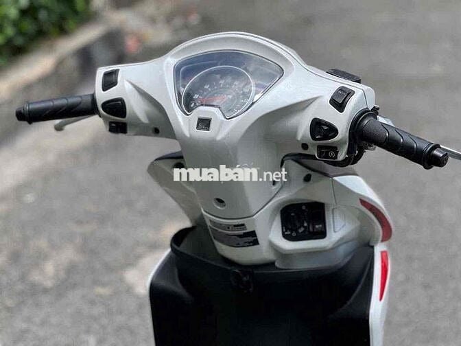 Honda Vision 2020 Smartkey Trắng đỏ