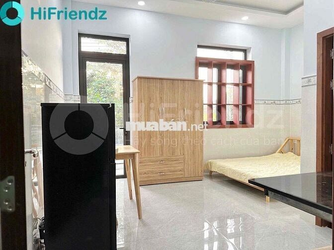 Phòng có ban công rộng full nội thất ngay Hoàng Diệu 2,Linh Trung