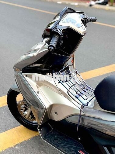 Airblade 125 mẫu 2015 9chủ ít đi máy zin100% mới99