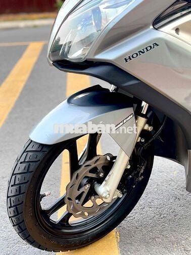 Airblade 125 mẫu 2015 9chủ ít đi máy zin100% mới99