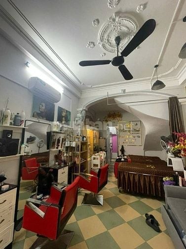 Trần QUốc Vượng – Cầu Giấy – 87 M2 4 T – MT 4.8 M – Giá 24.8 Tỷ.  