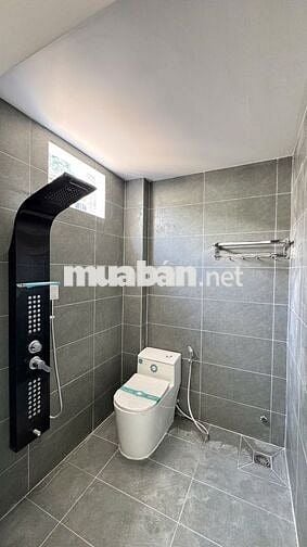 Bán nhà trung tâm Phường Dĩ An hẻm xe hơi tiện ích xung quanh