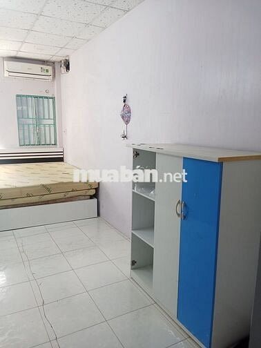 Cho thuê phòng ban công gần cầu chữ Y