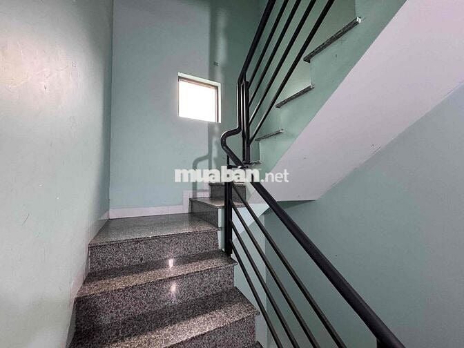 CHO THUÊ PHÒNG TRỌ GIÁ RẺ – GÁC CAO–CÓ CỬA SỔ TRỜI– NGAY AEON TÂN PHÚ