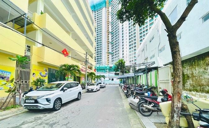 LÔ GÓC SIÊU ĐẸP –KHU V.I.P THĂNG LONG –155M² – MT >7M – TRẦN ĐĂNG NINH