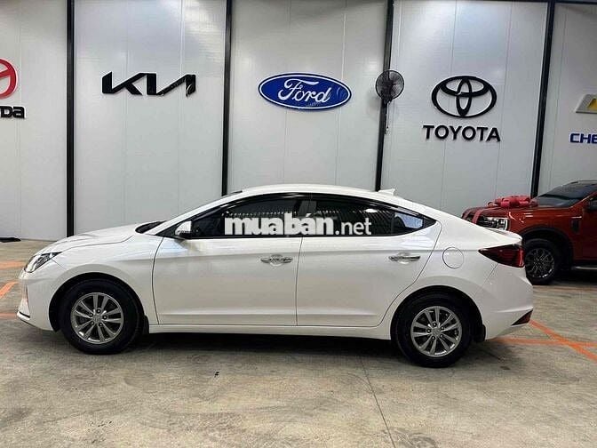 Hyundai Elantra 2020 MT