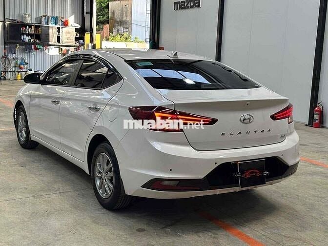 Hyundai Elantra 2020 MT
