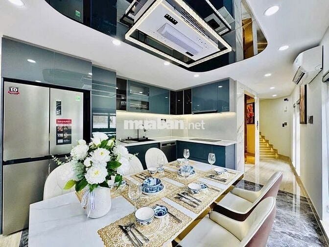 Nguyễn Tư Giản - Gò Vấp 7x15m giá ngộp 11 tỷ 777