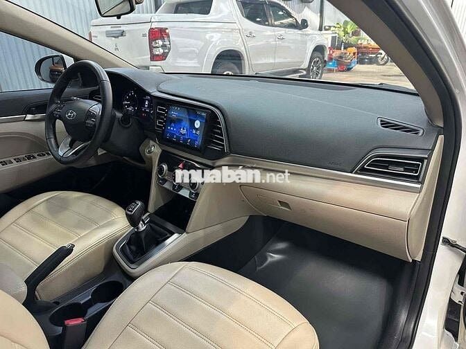 Hyundai Elantra 2020 MT