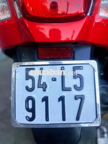 Dư dùng bán lại xe,máy êm,sơn zin còn mới