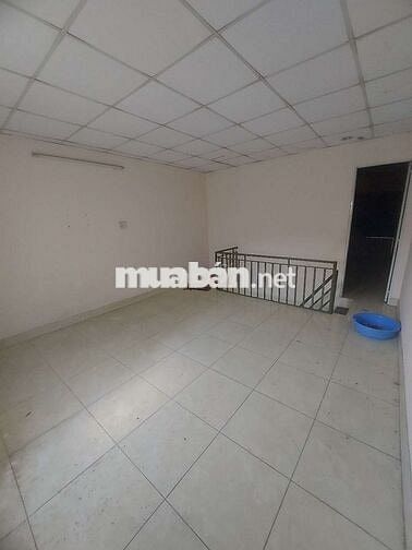 Nhà mặt tiền 120m Trương thị Hoa