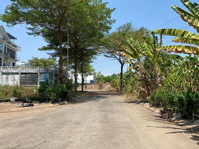 Bán đất kdc Hoàng Anh Minh Tuấn đường Đỗ Xuân Hợp Q9 (230m2) 150 tr/m2