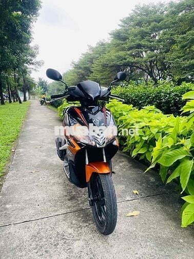 AIRBLADE Fi lên áo thái cần bán