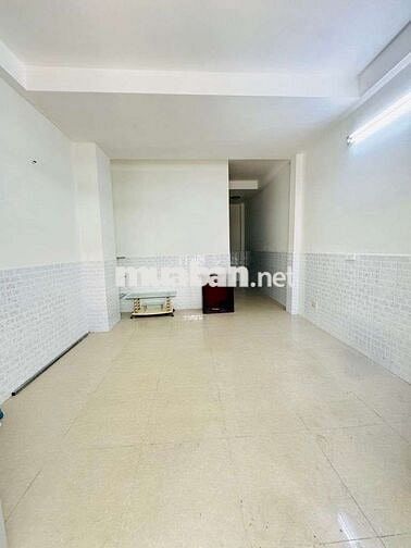 Siêu phẩm, nhà 3 tầng, KDC Nam Hùng Vương,Bình Tân, hẻm 6m,giá 4,3 tỷ