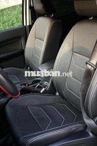 Ford Ranger 2.2 Trắng 5 chỗ