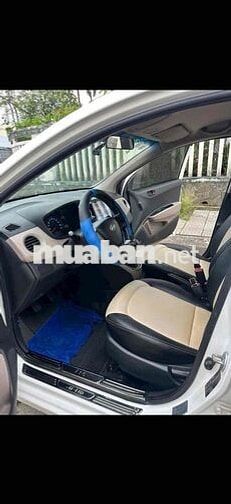 HUYNDAI GRAND I10 2015