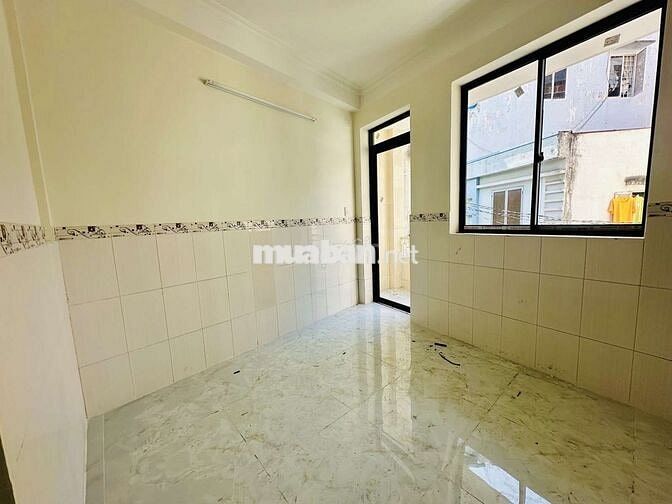 Đường Vĩnh Viễn quận 10 ,xây 4 tầng đúc kiên cố trung tâm đi