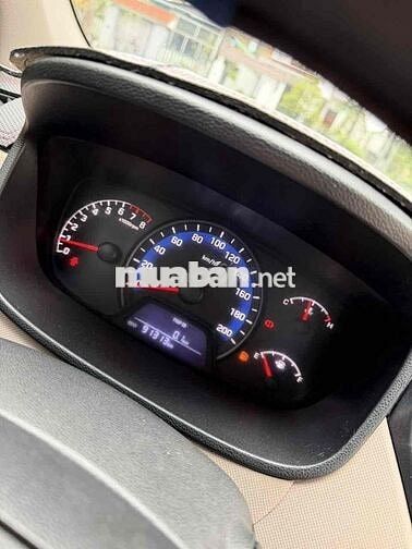 HUYNDAI GRAND I10 2015