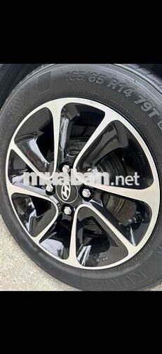 HUYNDAI GRAND I10 2015