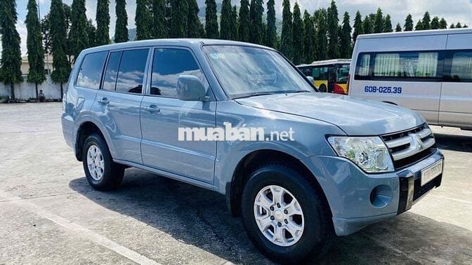 Pajero v93 5 chỗ không niên han 5 chỗ màu Xám