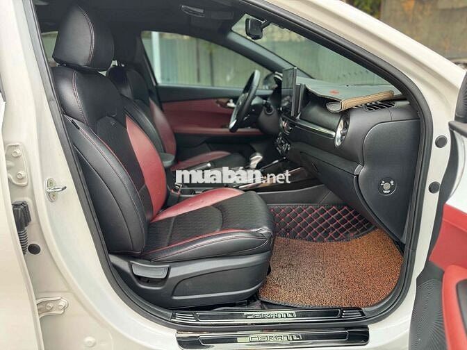 Kia Cerato 2021 2.0 AT PREMIUM - 28000 km