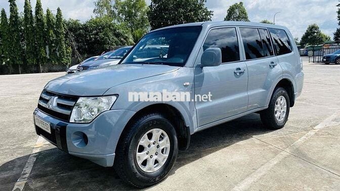 Pajero v93 5 chỗ không niên han 5 chỗ màu Xám