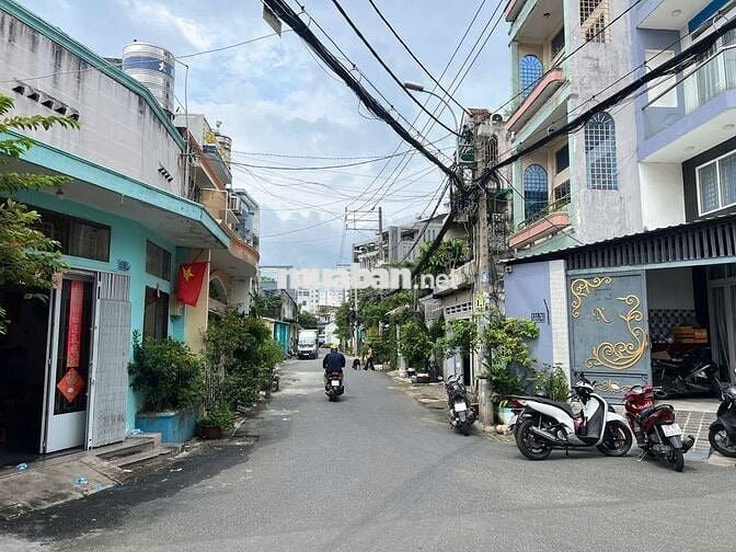 Mặt tiền đg 2 xe tải ! CxpLA ! P12 Q6