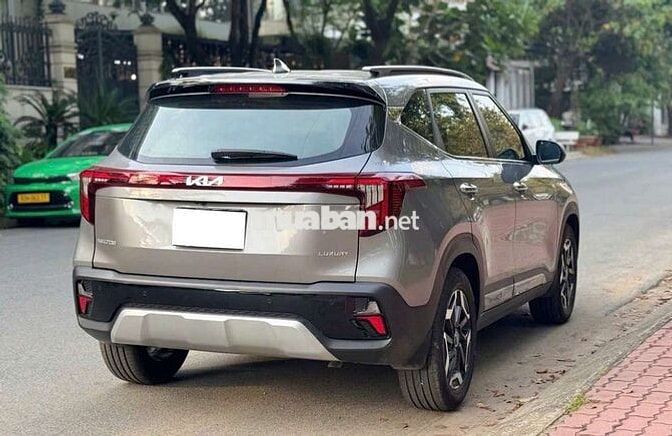 KIA SELTOS LUXURY 2025