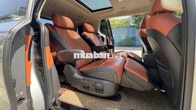 KIA CARNIVAL 2.2D signature