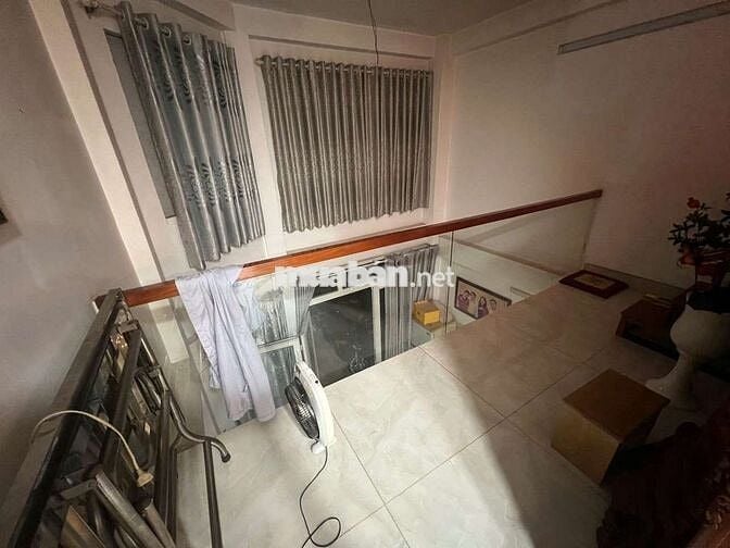 Mặt tiền đg 2 xe tải ! CxpLA ! P12 Q6