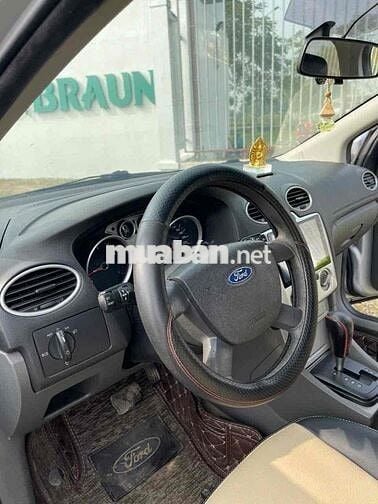 Ford Focus 2011 1.8 AT