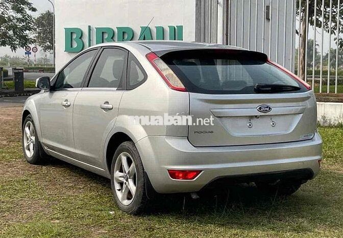 Ford Focus 2011 1.8 AT