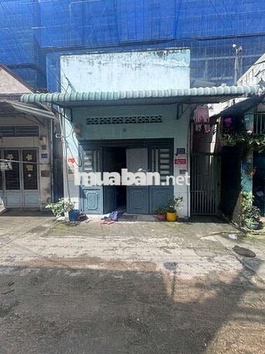 KẸT TIỀN CẦN BÁN GẤP NHÀ CẤP 4 VÀ 2 PHÒNG TRỌ PHÍA SAU