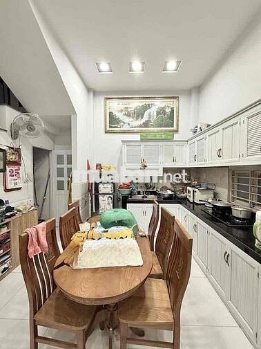 NHÀ ĐẸP 3TẦNG XE HƠI THÔNG - 7x20 - THẠNH LỘC Q12 - GIÁ RẤT TỐT