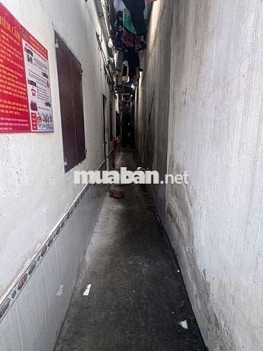 KẸT TIỀN CẦN BÁN GẤP NHÀ CẤP 4 VÀ 2 PHÒNG TRỌ PHÍA SAU