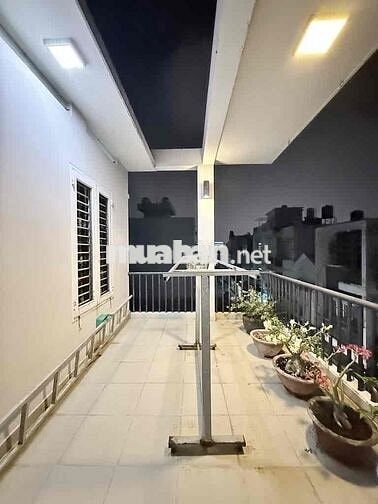 NHÀ ĐẸP 3TẦNG XE HƠI THÔNG - 7x20 - THẠNH LỘC Q12 - GIÁ RẤT TỐT