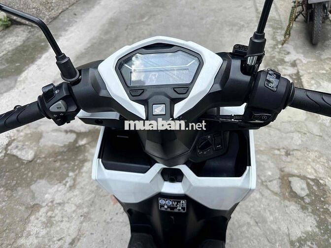 Vario 125cc 2024 Khoá Smartkey. BSTP chính chủ